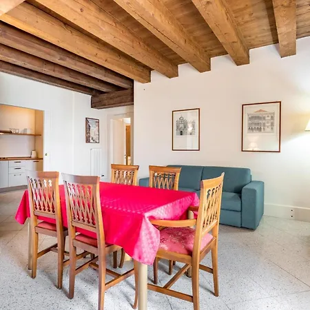 Guesthost - Molino Stucky Burchiello Appartement *